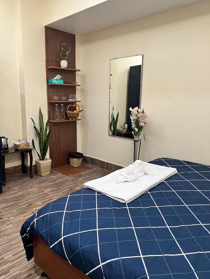 Iranyai Homestay Imphal Eksteriør bilde